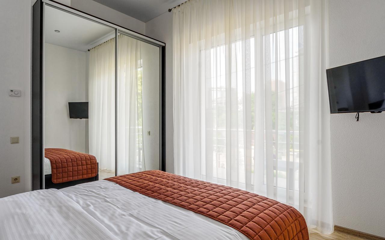 Hotel Sorrento Odesa Exterior photo